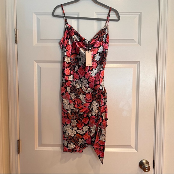 NWT Cinq a Sept Satin Whitney Dress Size 4 Floral Faux Wrap Spaghetti Strap $495 - Picture 5 of 16